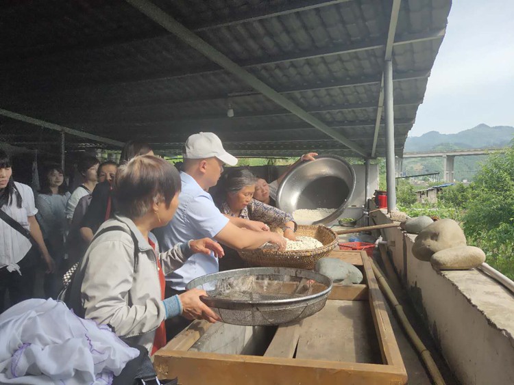 铜仁市荣顺物业服务公司“端午节”活动