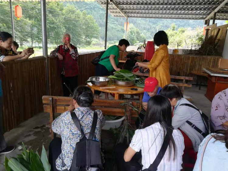 铜仁市荣顺物业服务公司“端午节”活动
